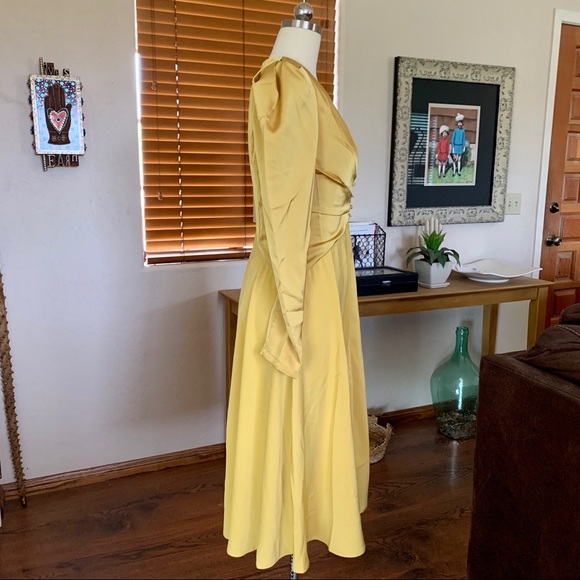 NWOT GORGEOUS mustard yellow satin midi dress - Picture 5 of 7